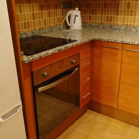 Iberia22 Apartment *